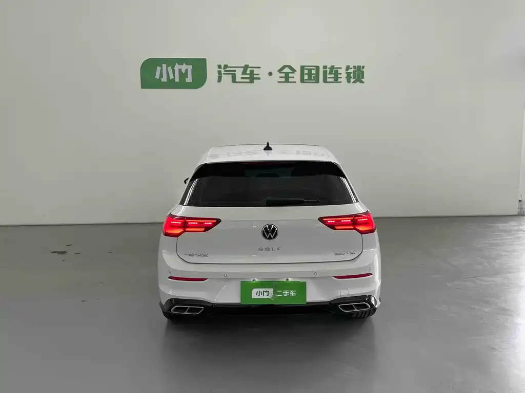 Volkswagen Golf 2023 из CN, фото 9