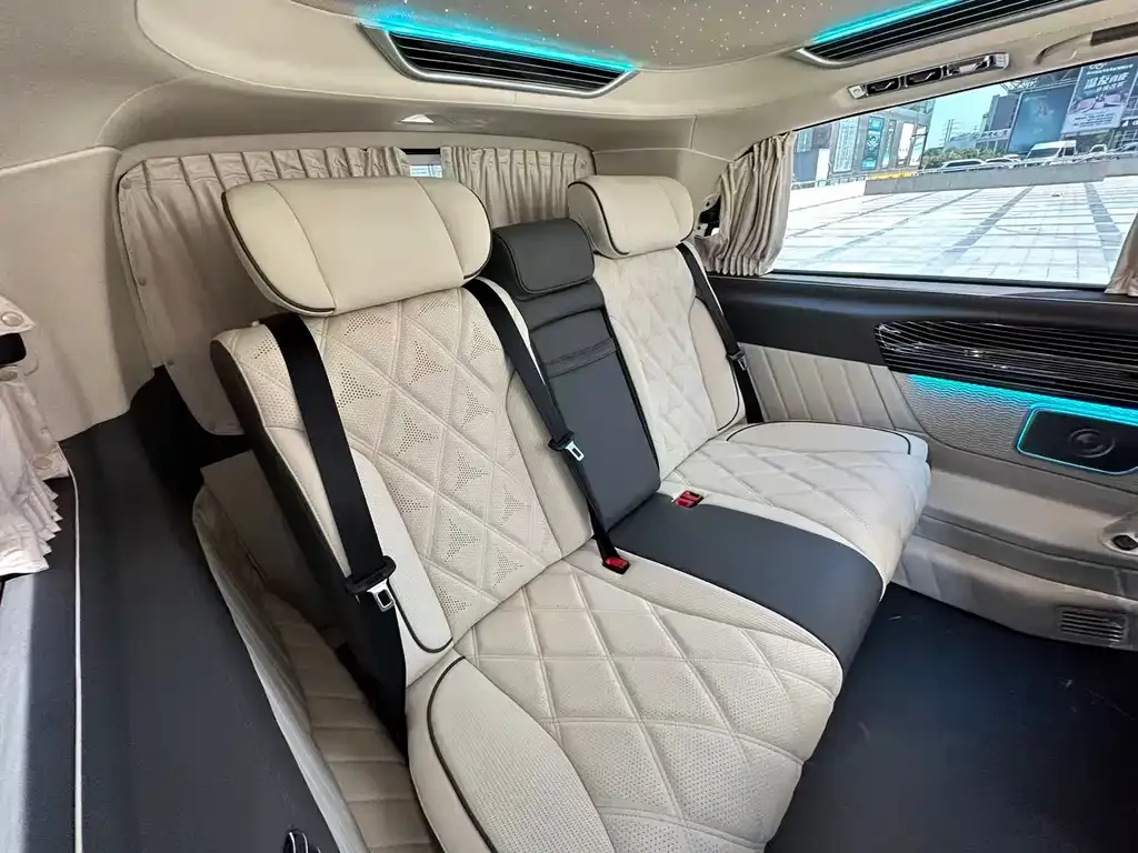 Mercedes-Benz Vito 2025 из CN, фото 2