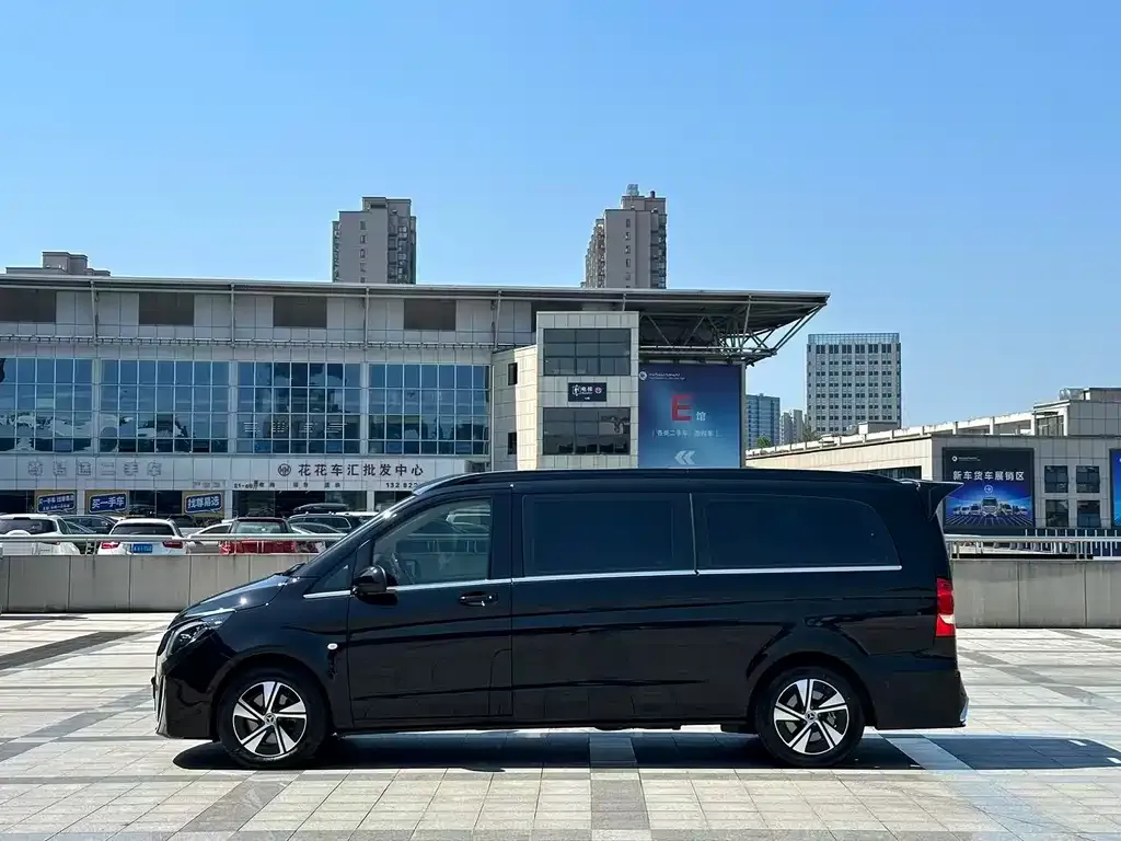 Mercedes-Benz Vito 2025 из CN, фото 5