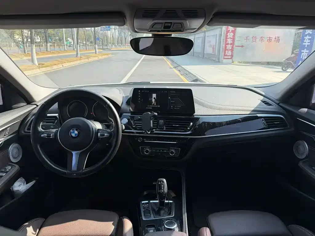 BMW 1 Series 2023 из CN, фото 6