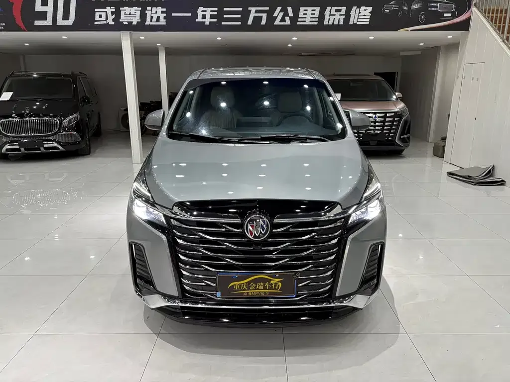 Buick GL8 2023 из CN, фото 2