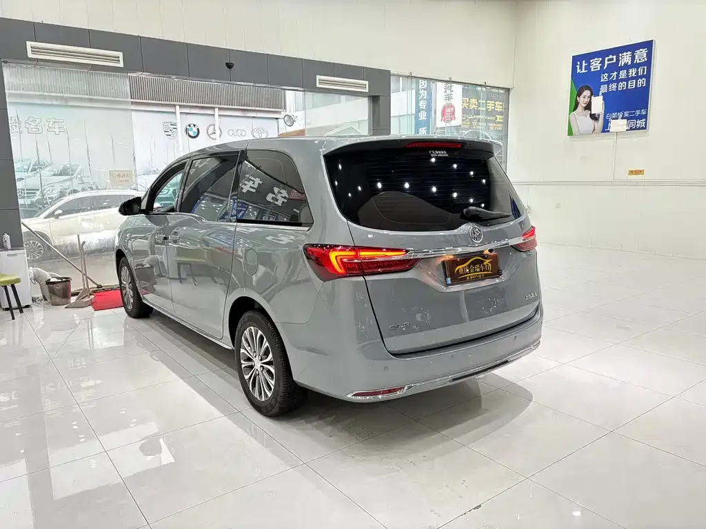 Buick GL8 2023 из CN, фото 4