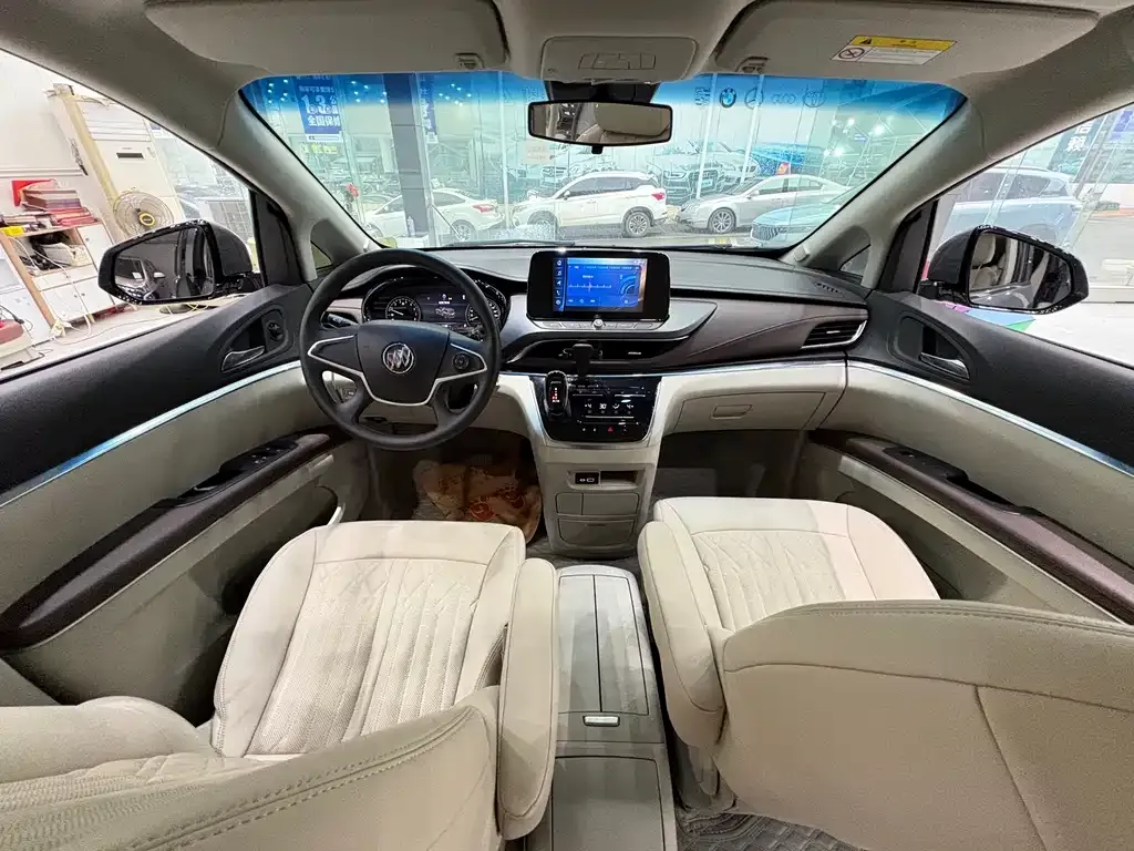 Buick GL8 2023 из CN, фото 5