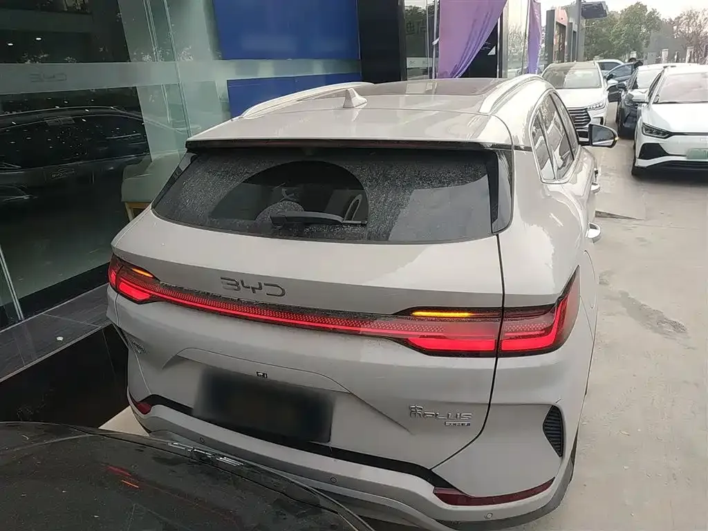 BYD PLUS New Energy — фото 3