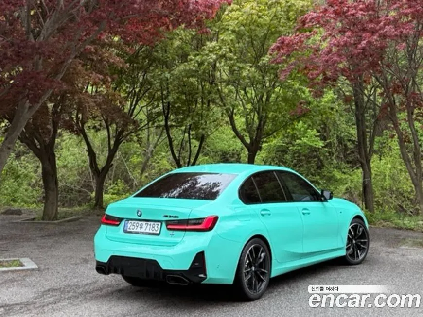 BMW 3-Series 2024 из KR, фото 8