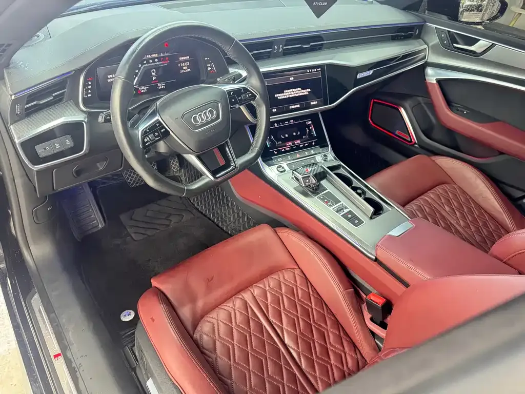 Audi A7L 2024 из CN, фото 3