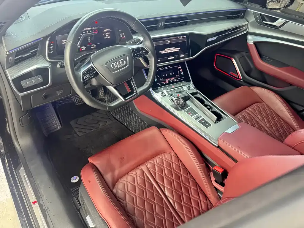 Audi A7L 2024 из CN, фото 7