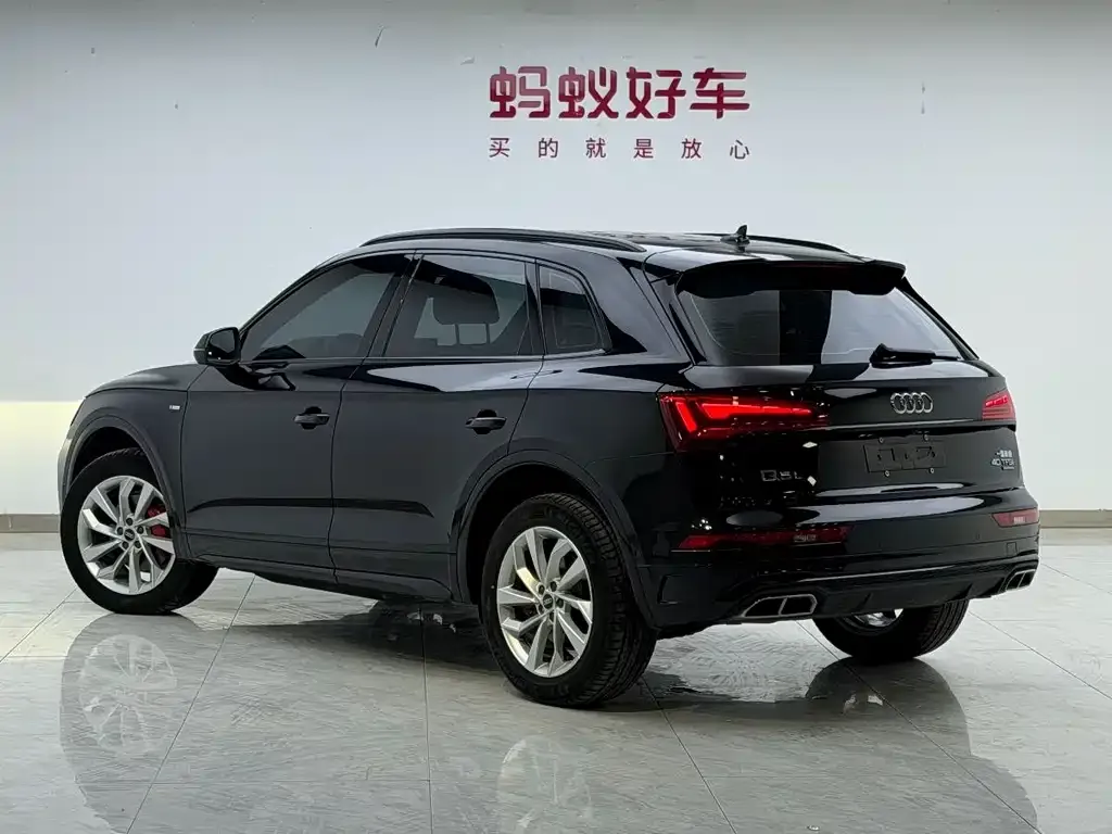 Audi Q5L 2022 из CN, фото 4