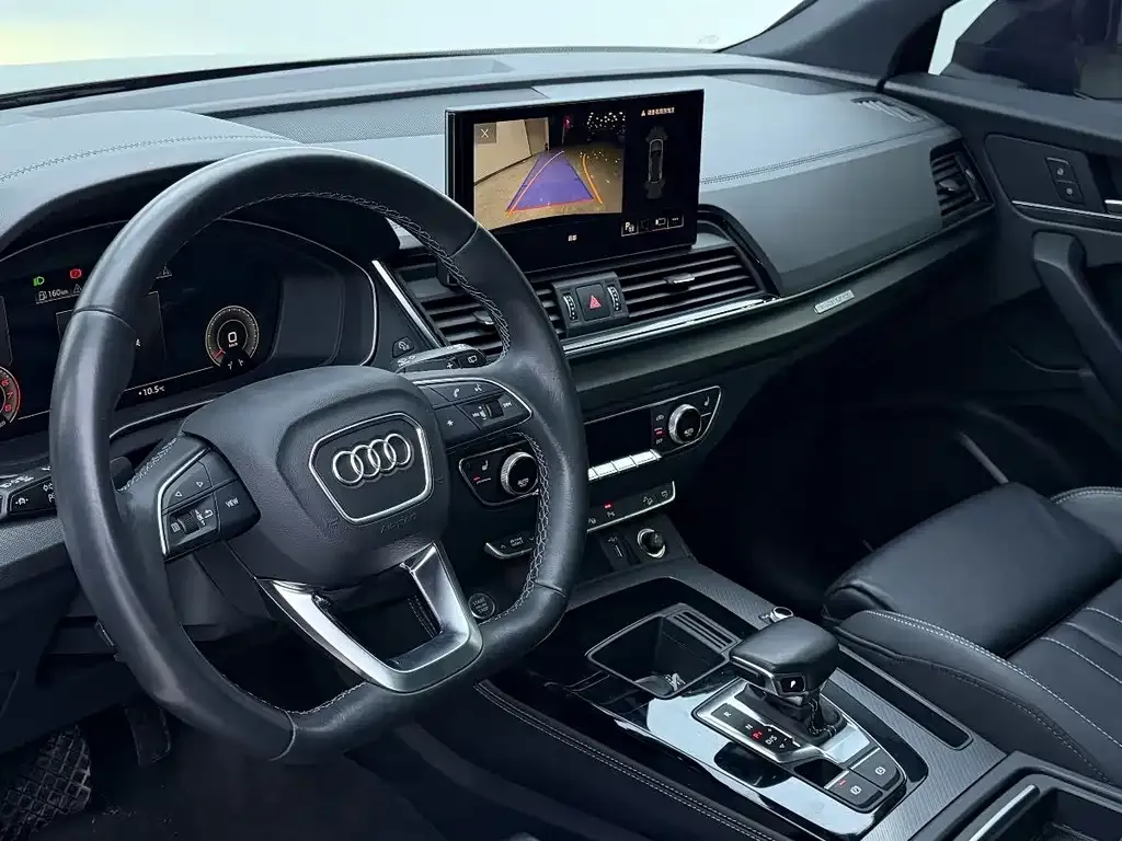 Audi Q5L 2022 из CN, фото 2