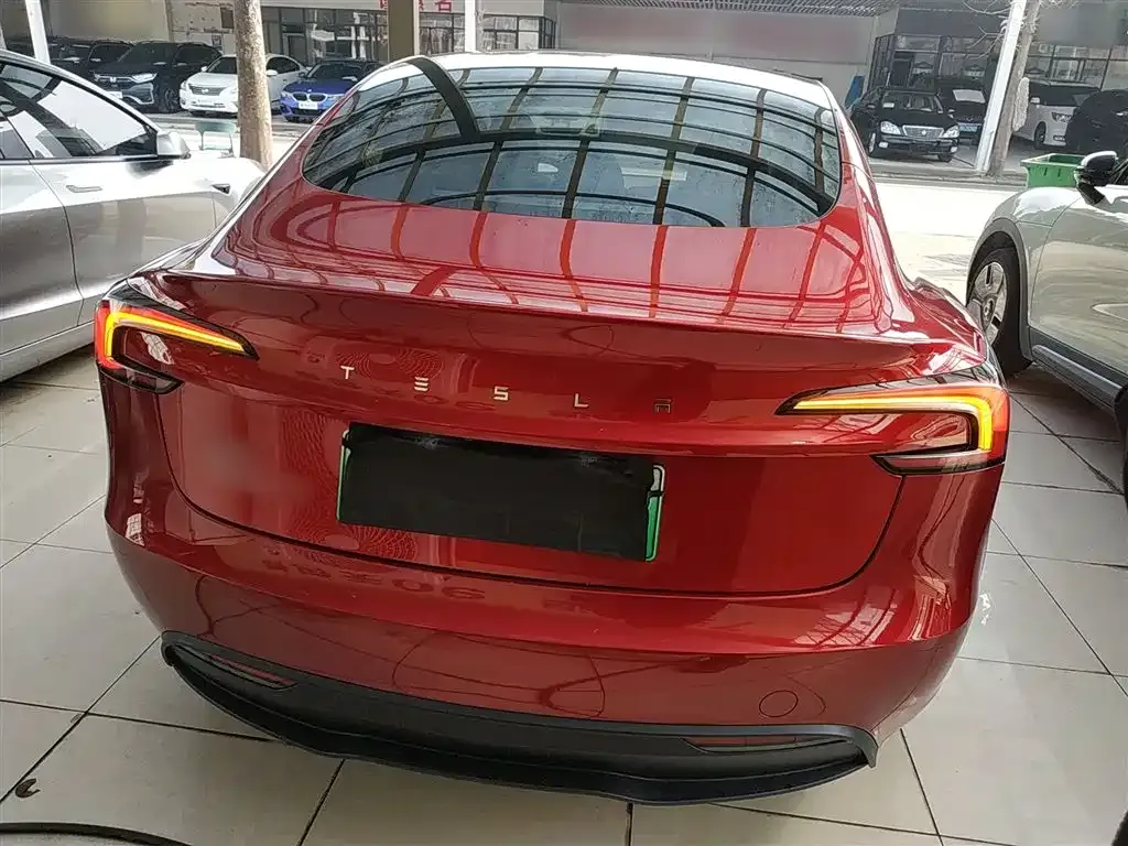Tesla Model 3 2023 из CN, фото 10