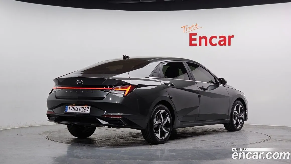 Hyundai AVANTE — фото 3