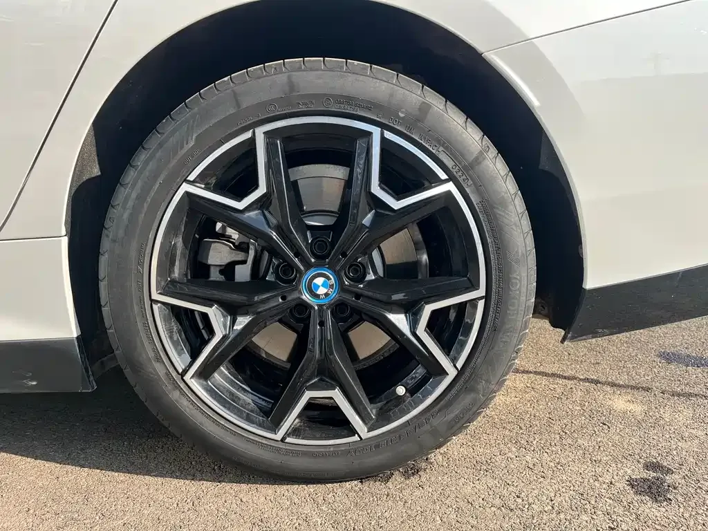 BMW i3 2024 из CN, фото 10