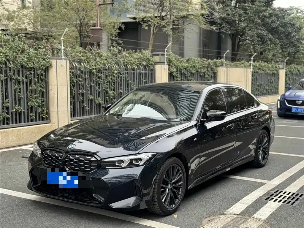 BMW 3 Series 2023 из CN, фото 1