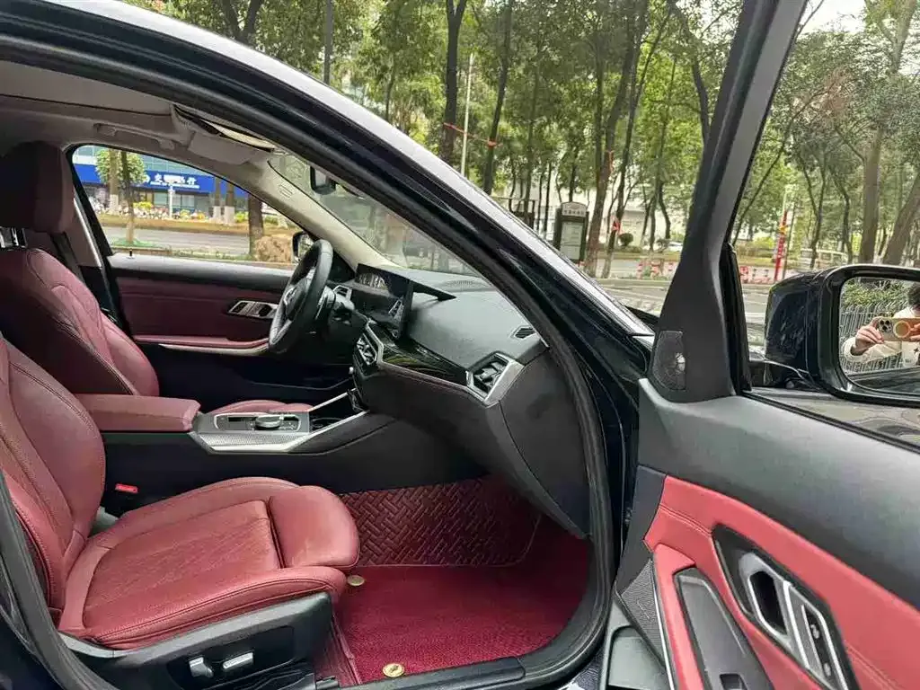 BMW 3 Series 2023 из CN, фото 5