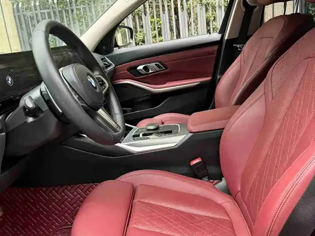 BMW 3 Series 2023 из CN, фото 8