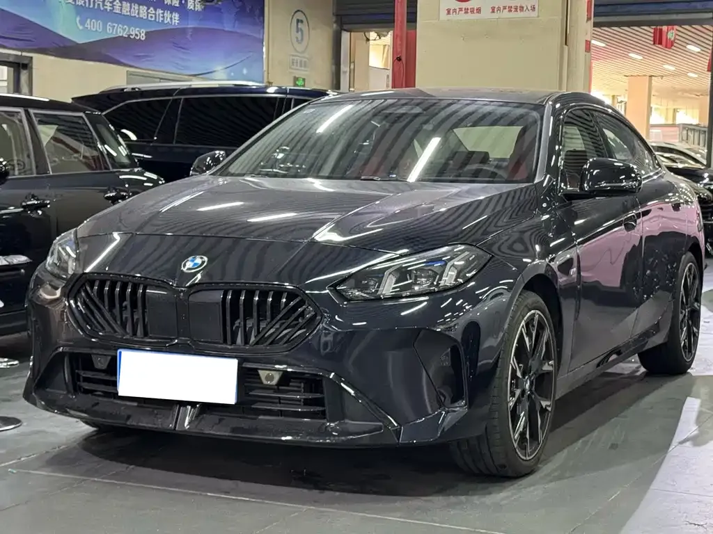 BMW 2 Series 2025 из CN, фото 1
