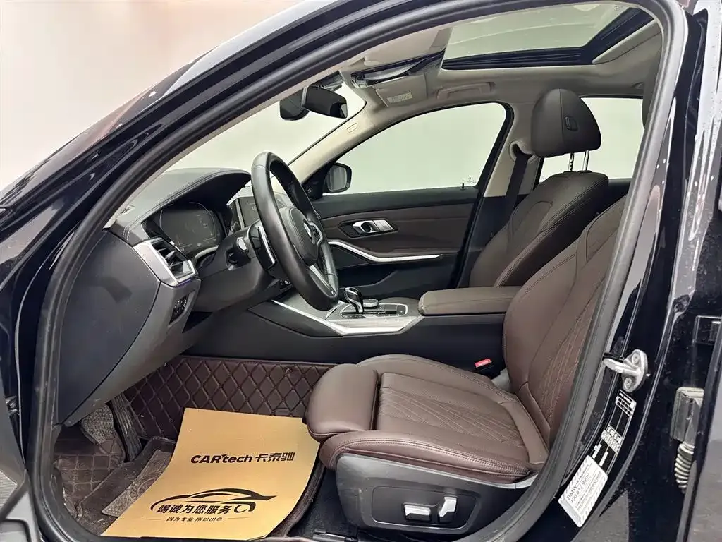 BMW 3 Series 2022 из CN, фото 10