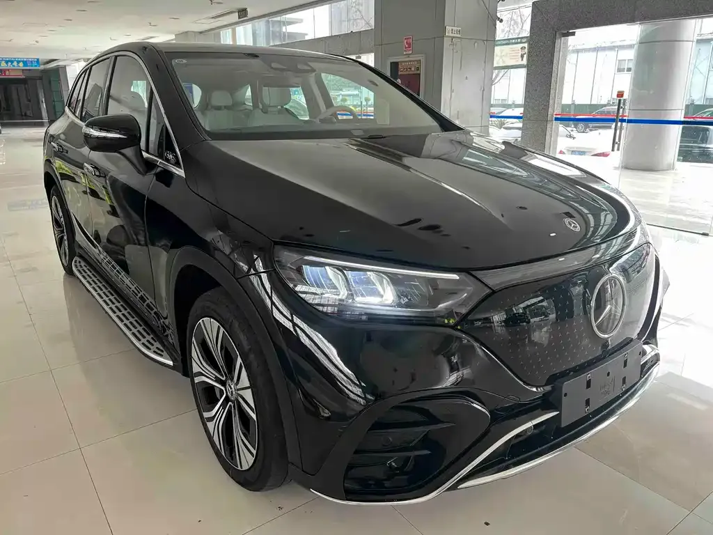 Mercedes-Benz EQE SUV 2023 из CN, фото 6
