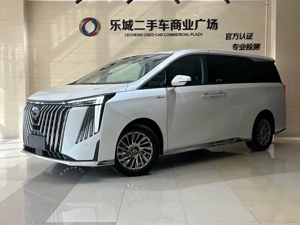 GAC Motor Trumpchi M8 — фото 1