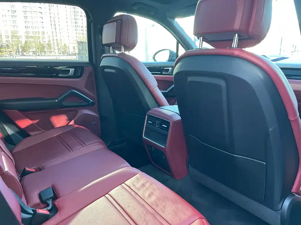 Porsche Cayenne Hybrid 2022 из CN, фото 6