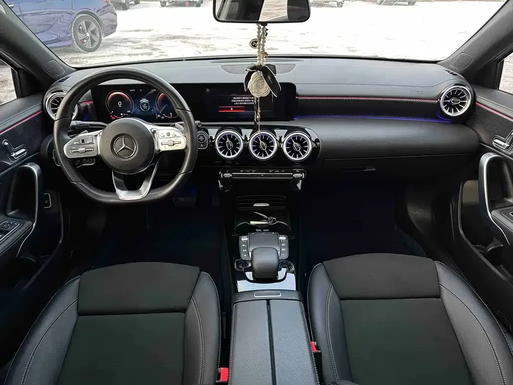 Mercedes-Benz A-Class 2022 из CN, фото 10