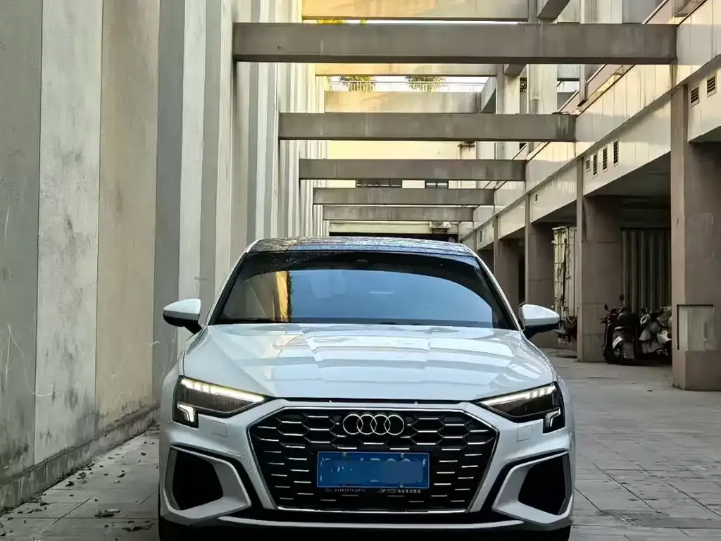 Audi A3 2023 из CN, фото 6