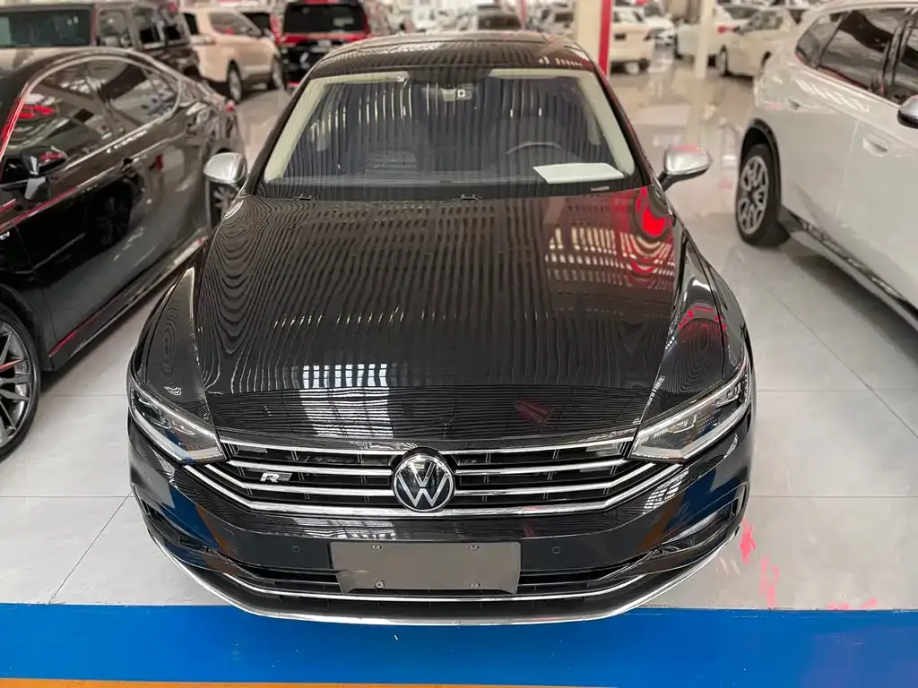 Volkswagen Magotan 2022 из CN, фото 3