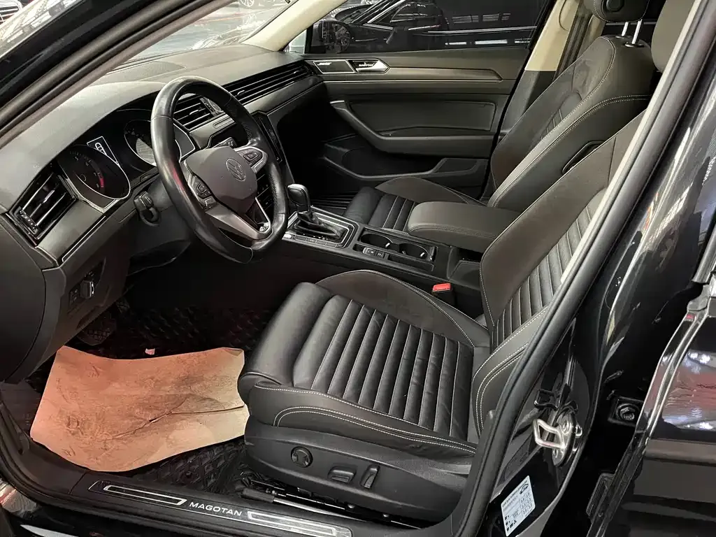 Volkswagen Magotan 2022 из CN, фото 8