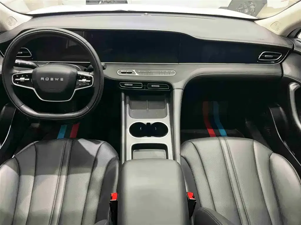 Roewe D7 2025 из CN, фото 8