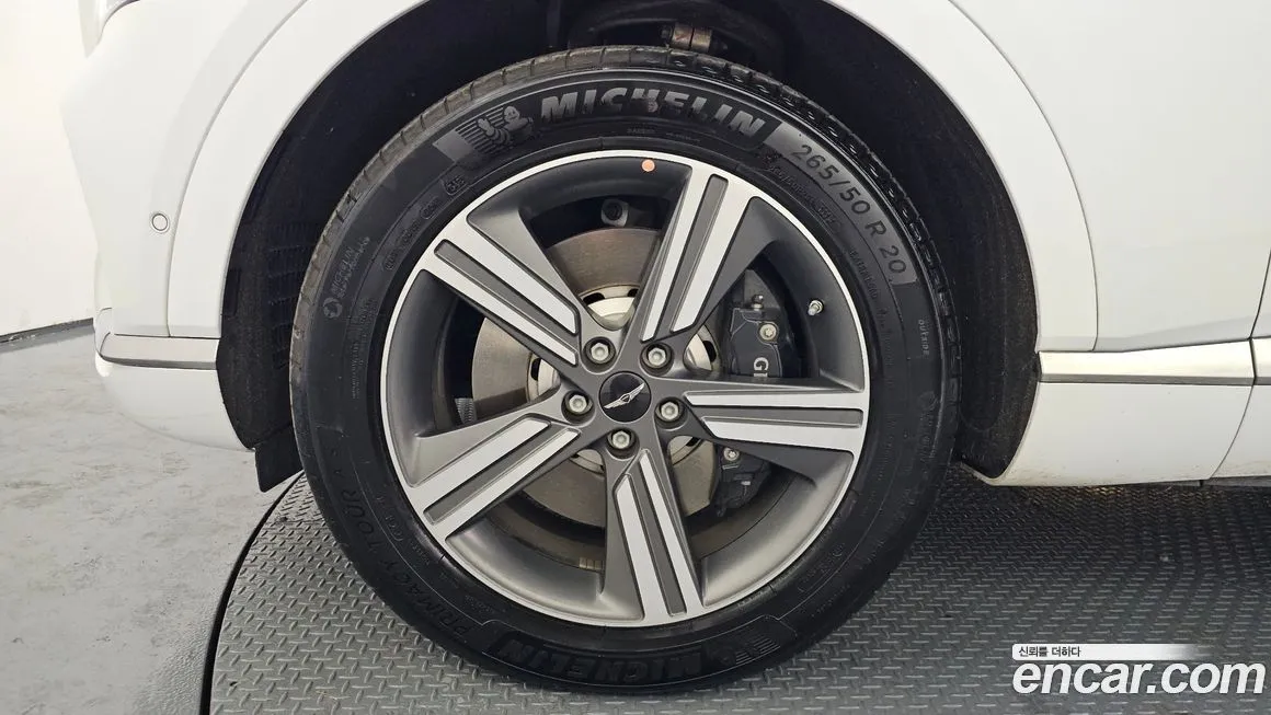 Genesis GV80 — фото 9