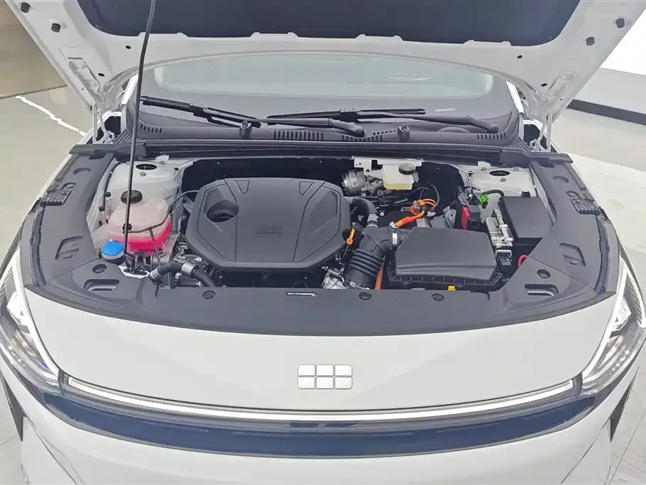 Geely Galaxy L6 2025 из CN, фото 10