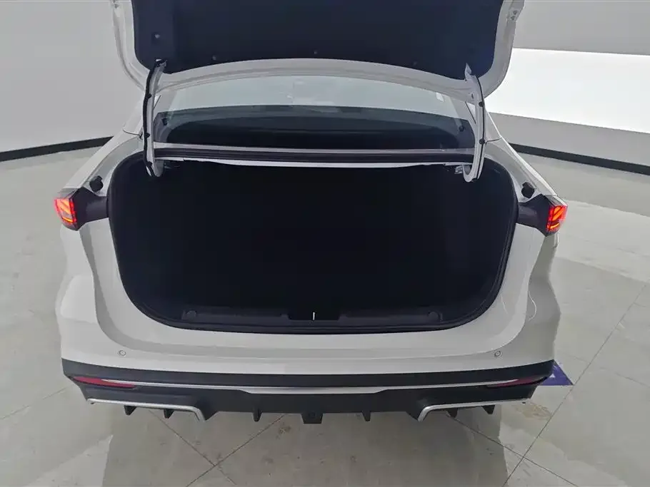 Geely Galaxy L6 2025 из CN, фото 8