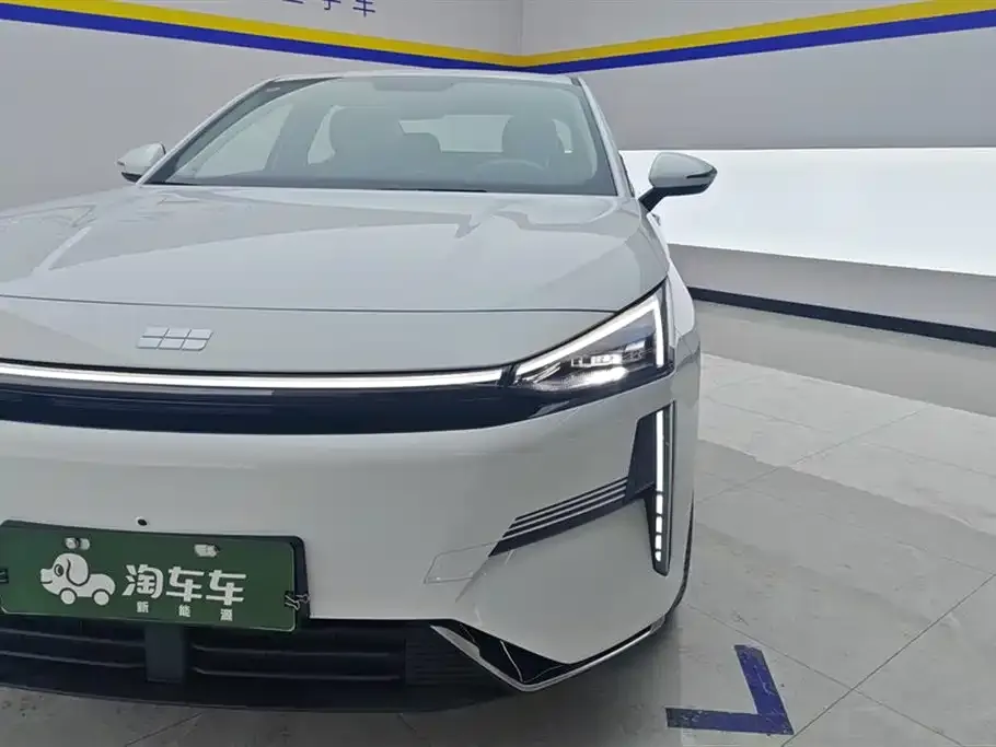 Geely Galaxy L6 2025 из CN, фото 7