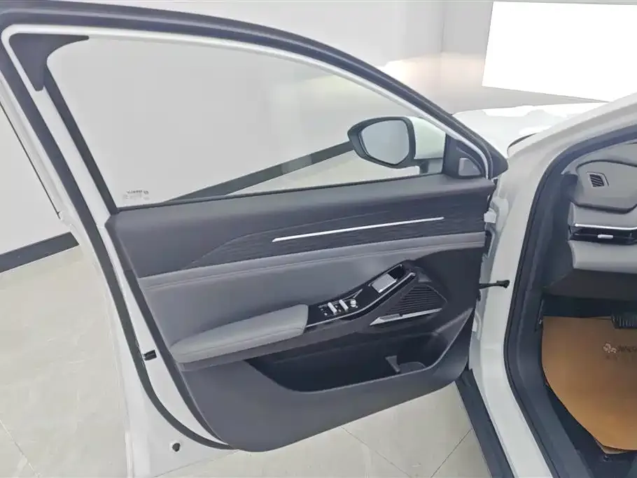 Geely Galaxy L6 2025 из CN, фото 6