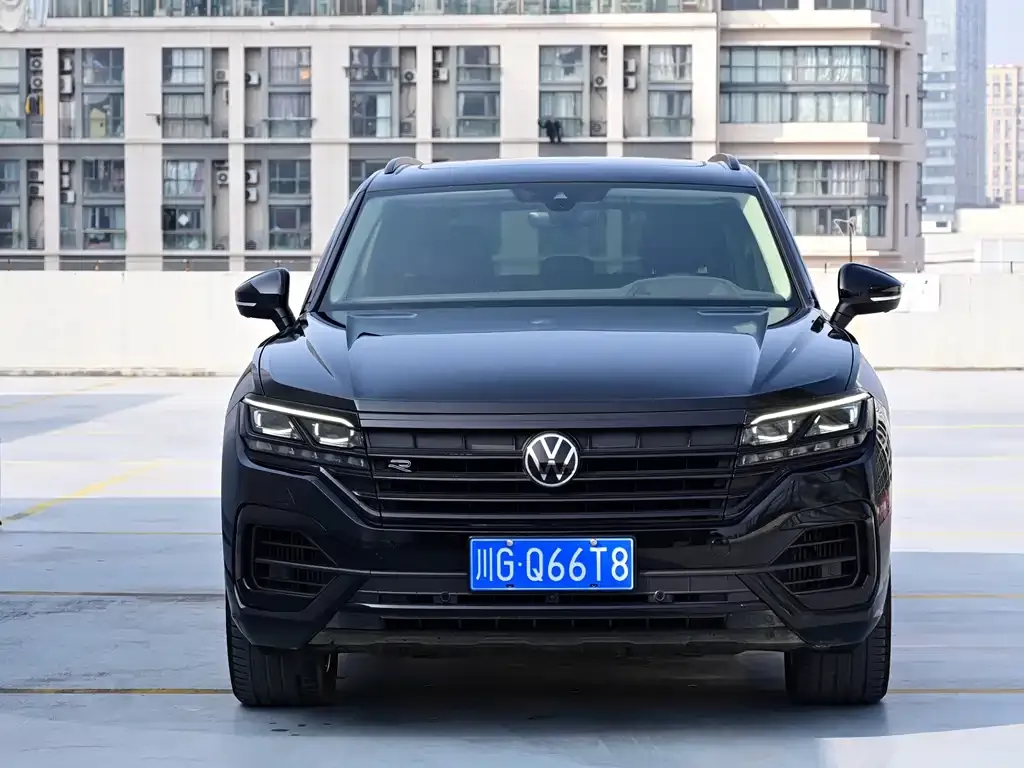 Volkswagen Touareg 2023 из CN, фото 4