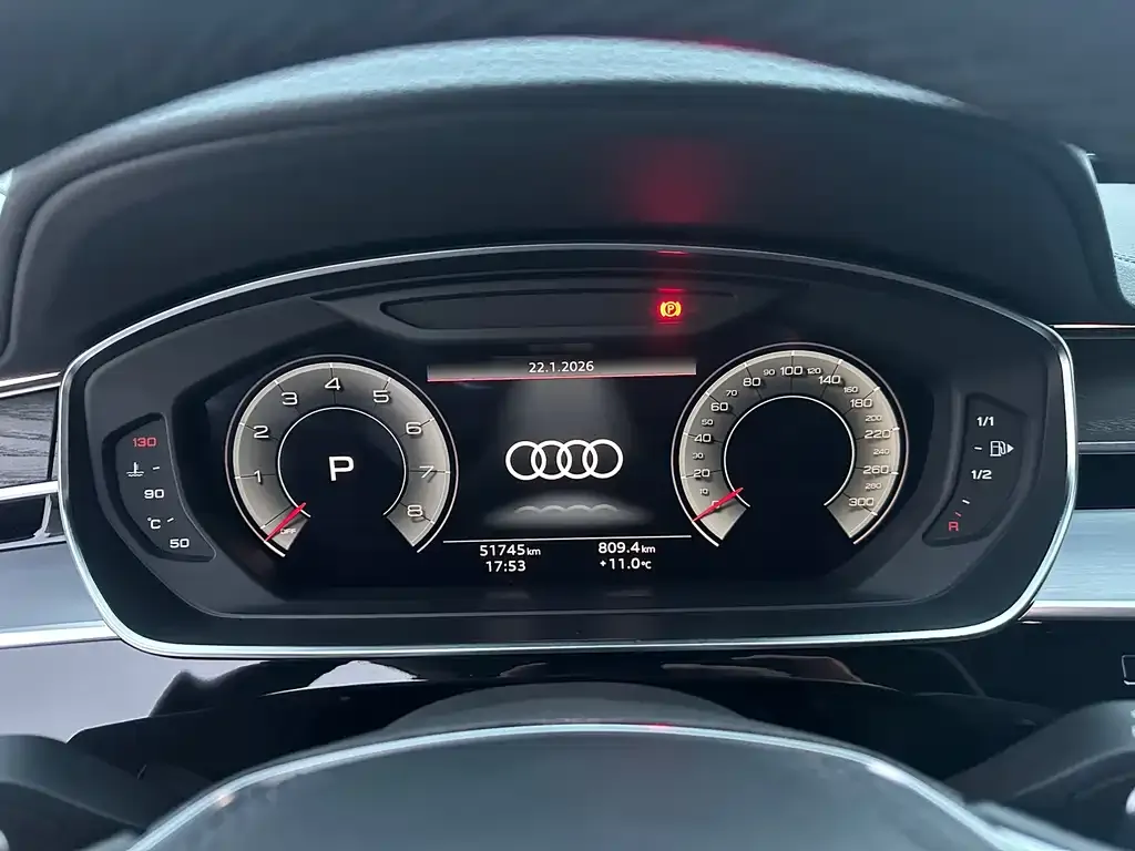 Audi A8 2022 из CN, фото 2