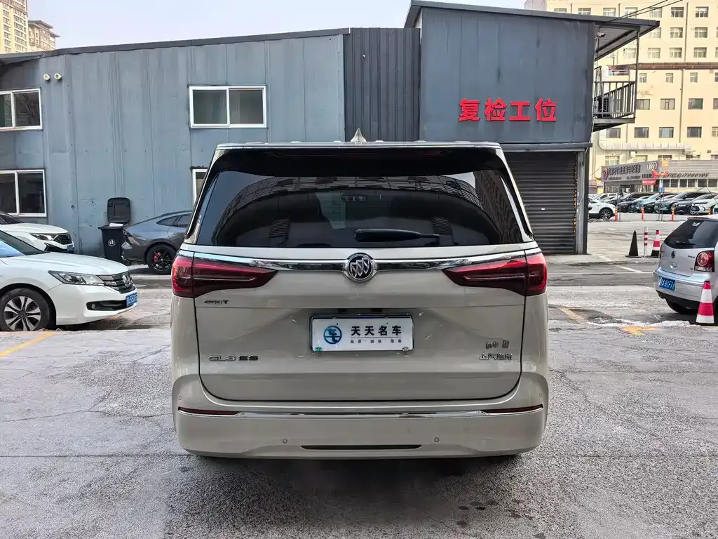 Buick GL8 2022 из CN, фото 8