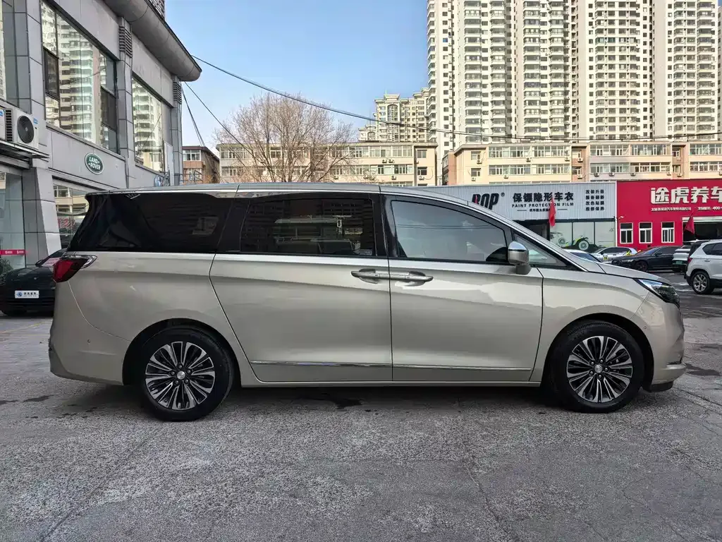 Buick GL8 2022 из CN, фото 9