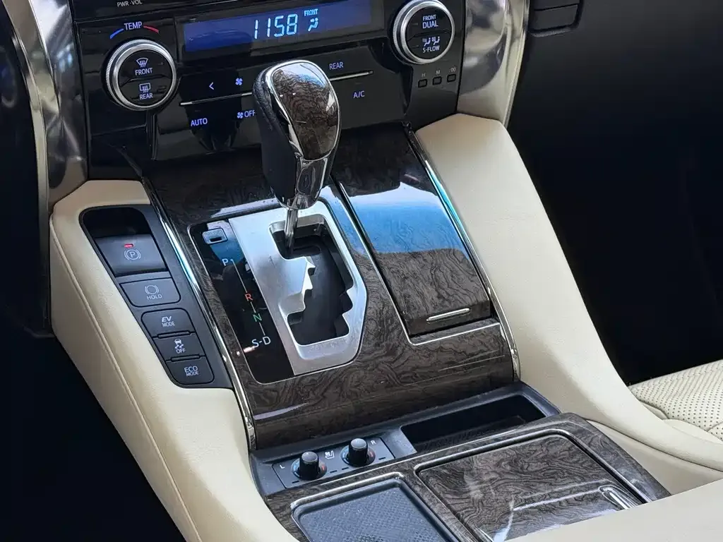 Toyota Alphard 2022 из CN, фото 2