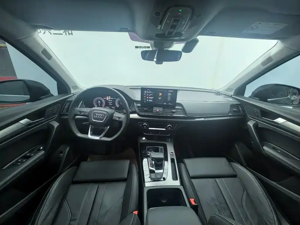 Audi Q5L 2023 из CN, фото 3