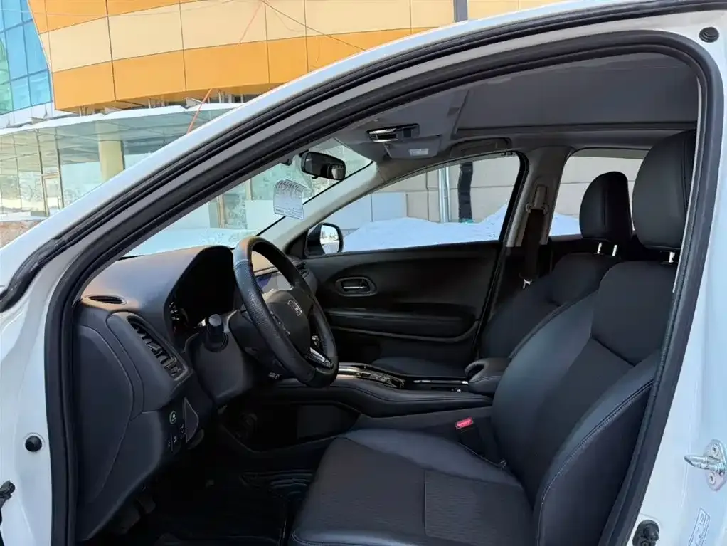 Honda Vezel 2022 из CN, фото 3
