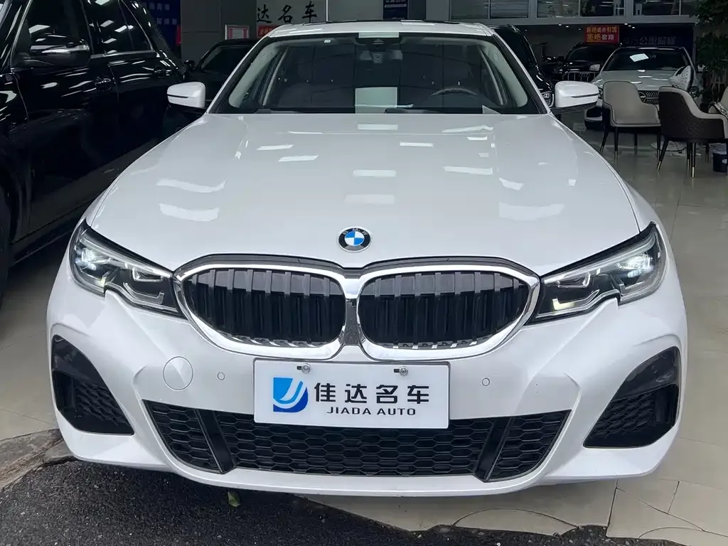 BMW 3 Series 2021 из CN, фото 8