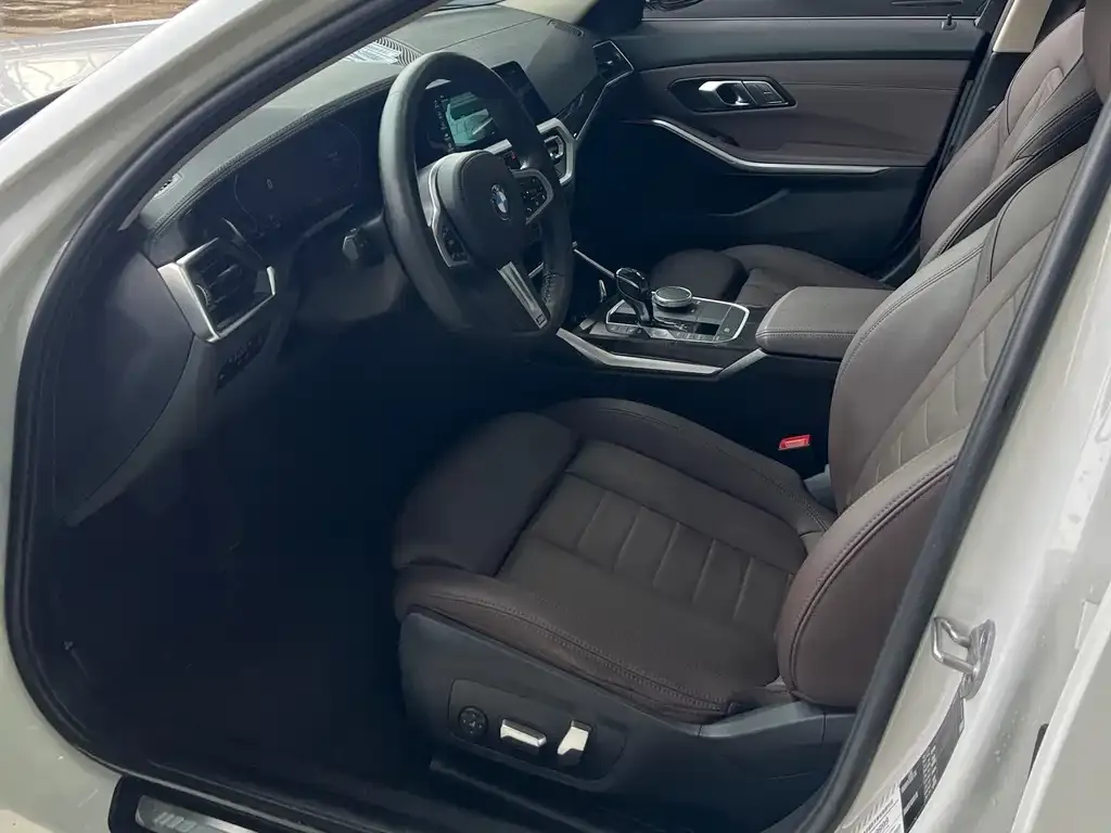 BMW 3 Series 2021 из CN, фото 5