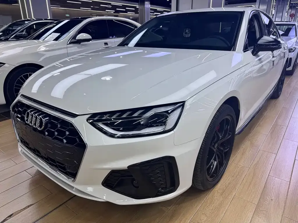 Audi A4L 2024 из CN, фото 1