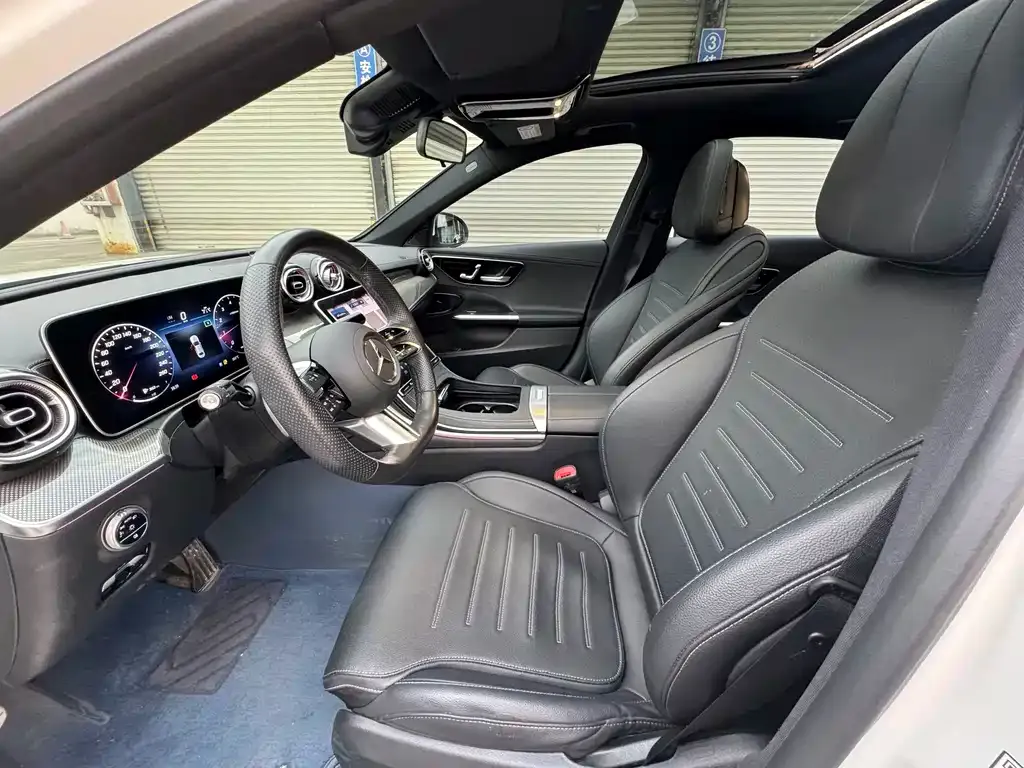Mercedes-Benz C-Class — фото 7