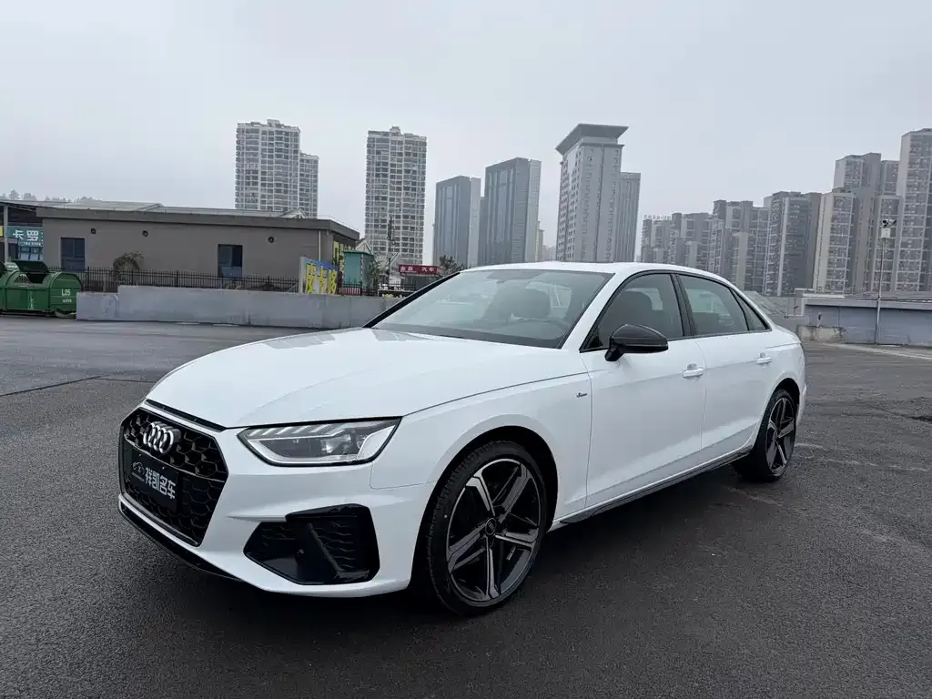 Audi A4L 2024 из CN, фото 1