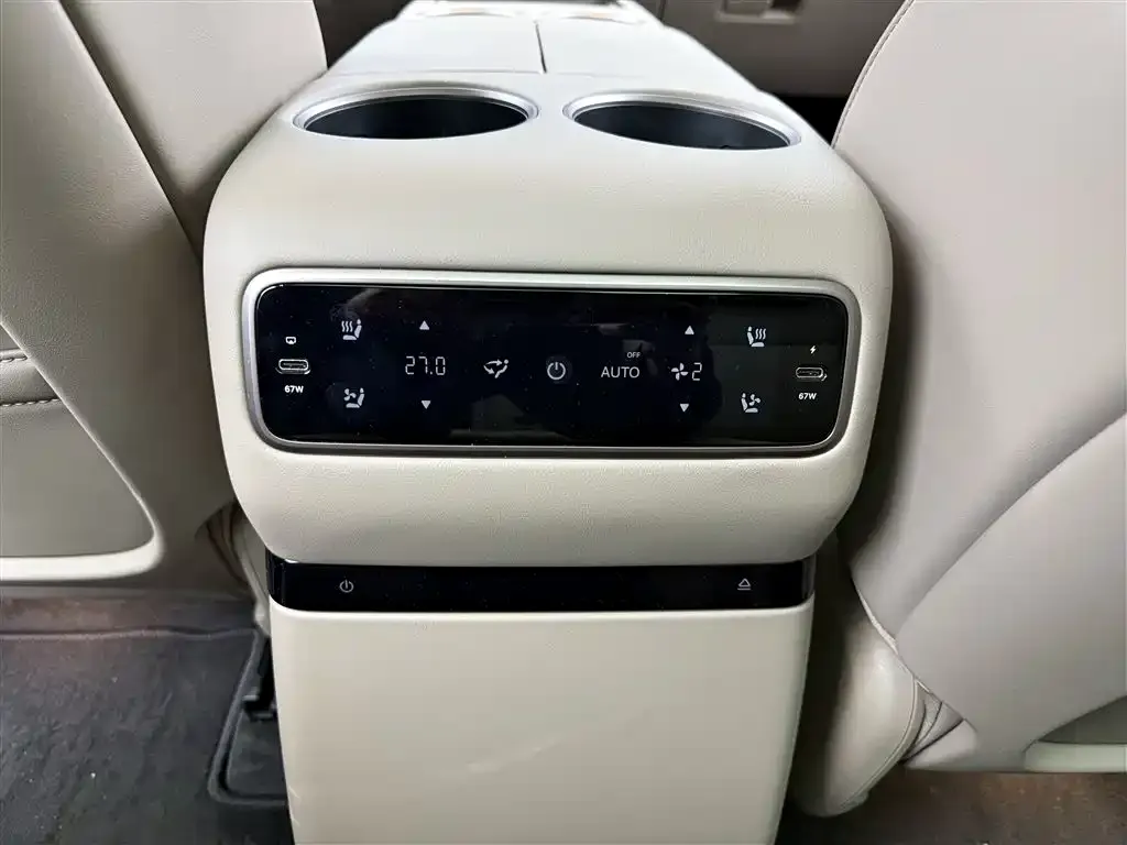 Li Auto i8 2025 из CN, фото 5