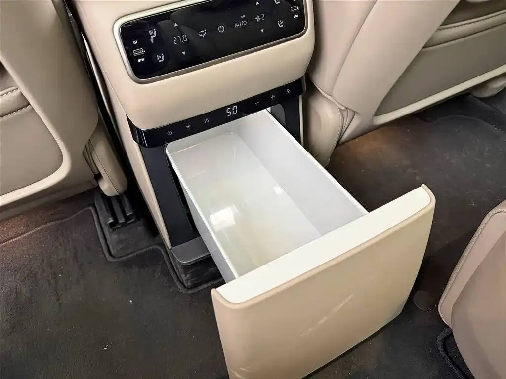 Li Auto i8 2025 из CN, фото 3