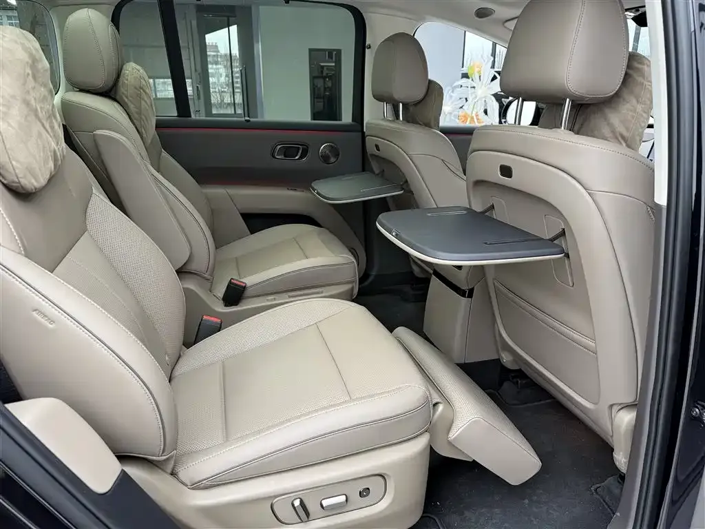 Li Auto i8 2025 из CN, фото 4