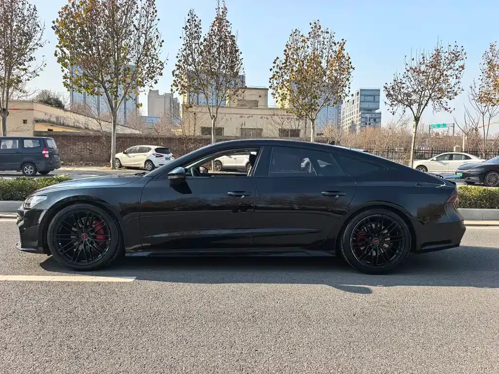 Audi A7 — фото 2